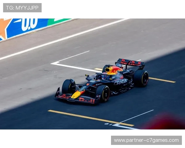 F1赛季激战升级各车队角逐白热化新星崛起引发冠军格局巨变