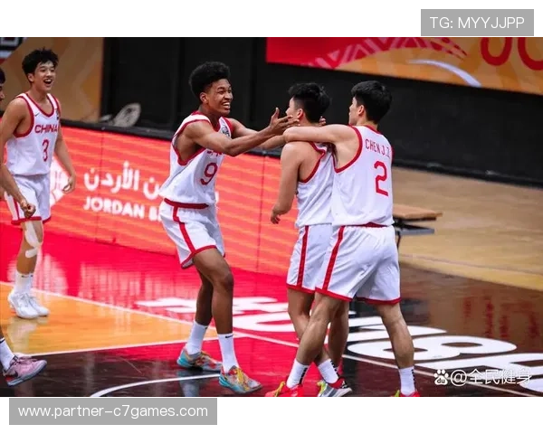 国内篮球联赛季后赛激烈对决各队全力争夺总冠军风云再起