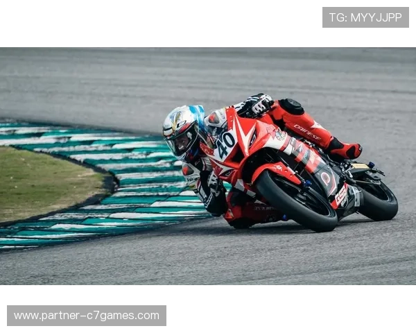 摩托GP最新赛季战况分析顶尖车手争锋精彩瞬间回顾