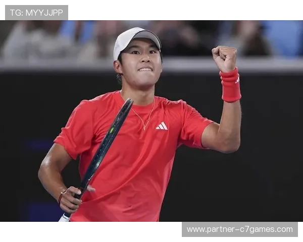 网球赛场惊现黑马选手夺冠引发全球关注